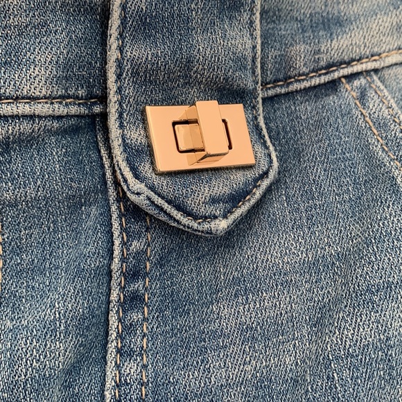 WHBM High Rise Slim Ankle Jeans - Picture 4 of 6